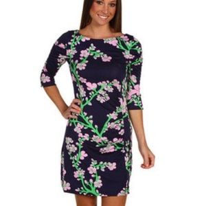 NWT Jeanie Dress Size Medium